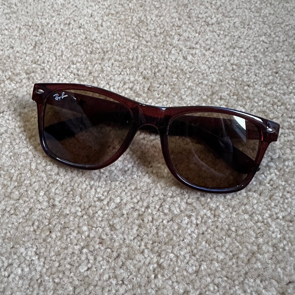Brown Ray Ban sunglasses
